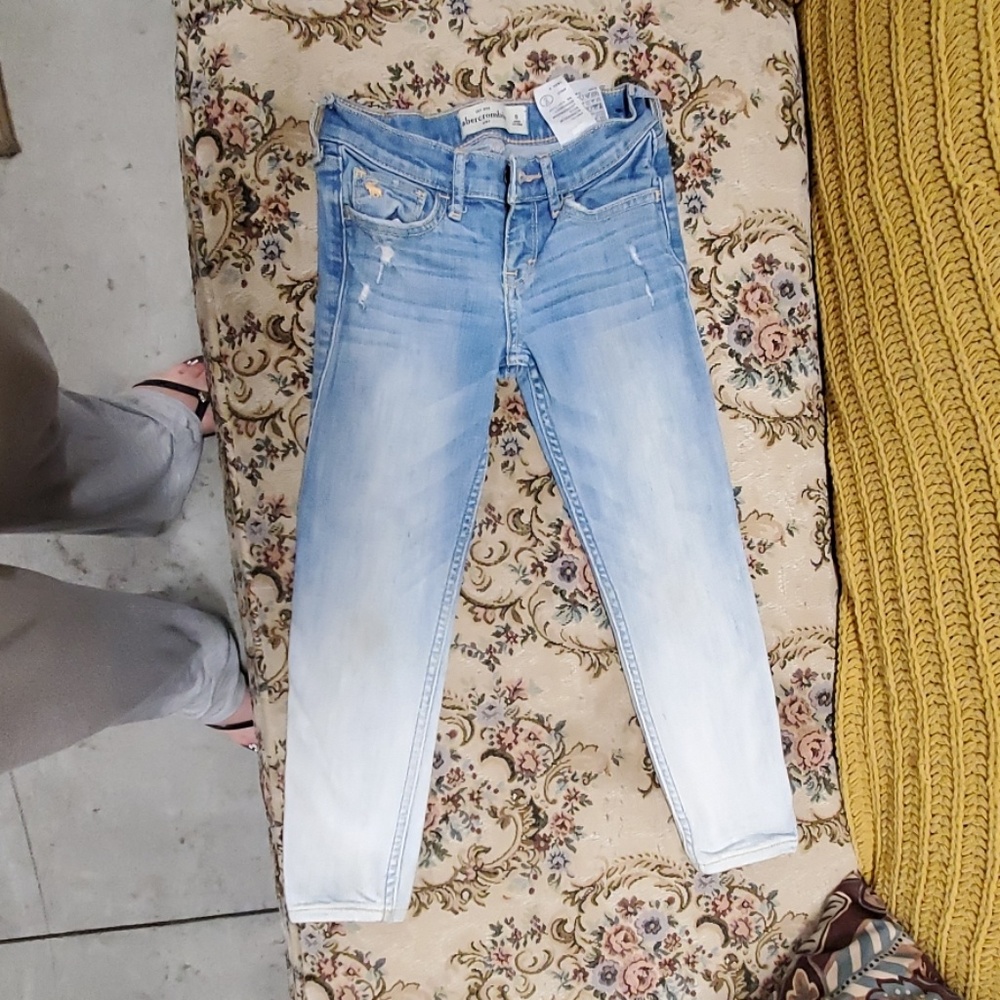 Abercrombie kids jeans